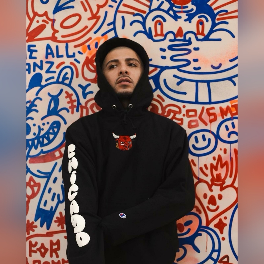 Chicago Bulls Black Hoodie Sweater Artist Sent Rock Mens Small